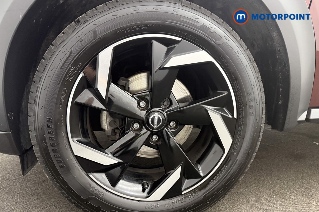Nissan Juke N-Connecta Manual Petrol SUV - Stock Number (1566090) - 12th supplementary image