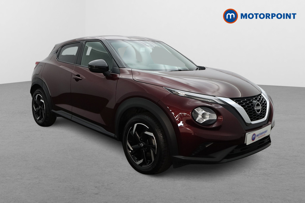 Nissan Juke N-Connecta Manual Petrol SUV - Stock Number (1566090) - Drivers side front corner