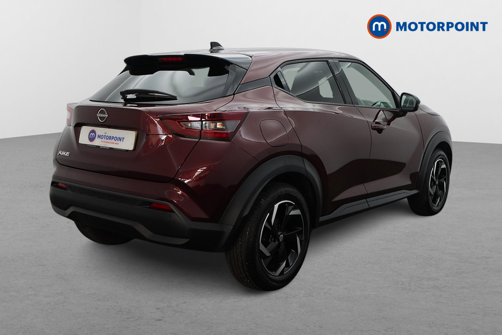 Nissan Juke N-Connecta Manual Petrol SUV - Stock Number (1566090) - Drivers side rear corner
