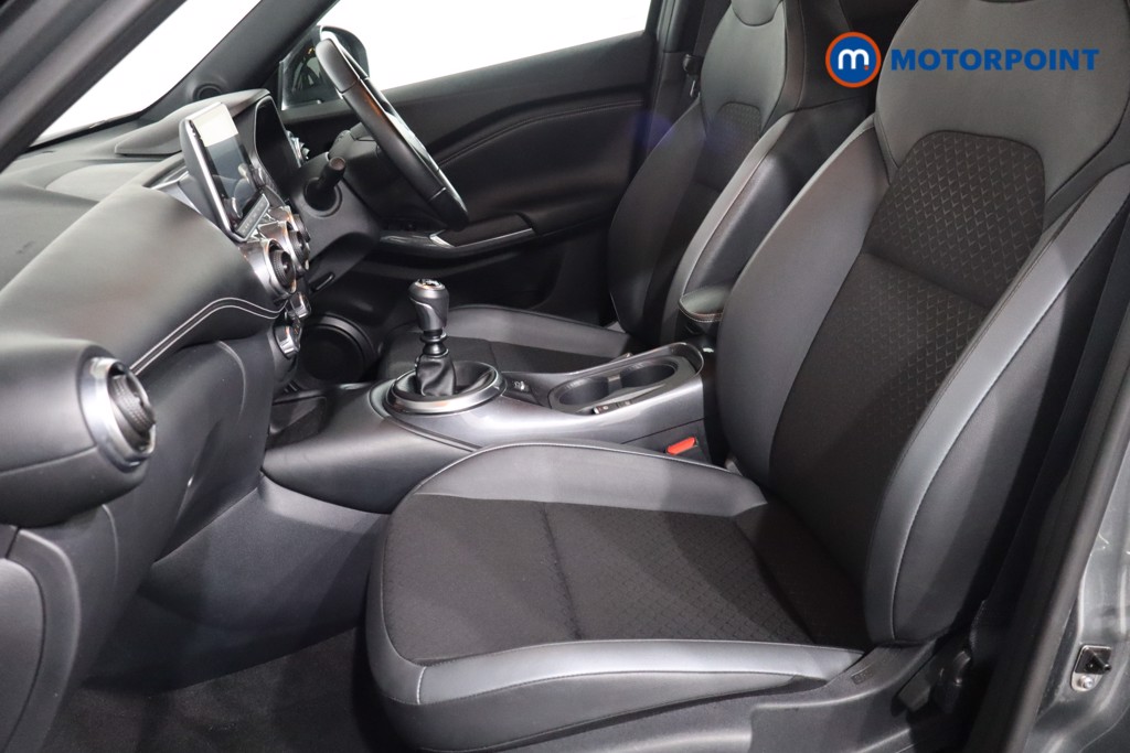 Nissan Juke N-Connecta Manual Petrol SUV - Stock Number (1566095) - 4th supplementary image