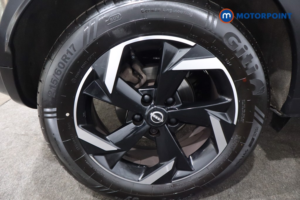 Nissan Juke N-Connecta Manual Petrol SUV - Stock Number (1566095) - 9th supplementary image