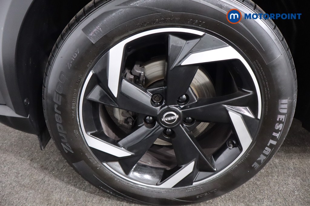 Nissan Juke N-Connecta Manual Petrol SUV - Stock Number (1566095) - 11th supplementary image
