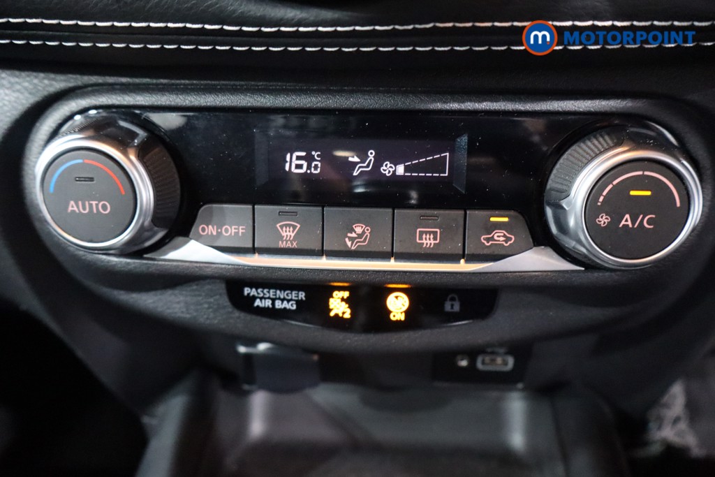 Nissan Juke N-Connecta Manual Petrol SUV - Stock Number (1566095) - 16th supplementary image