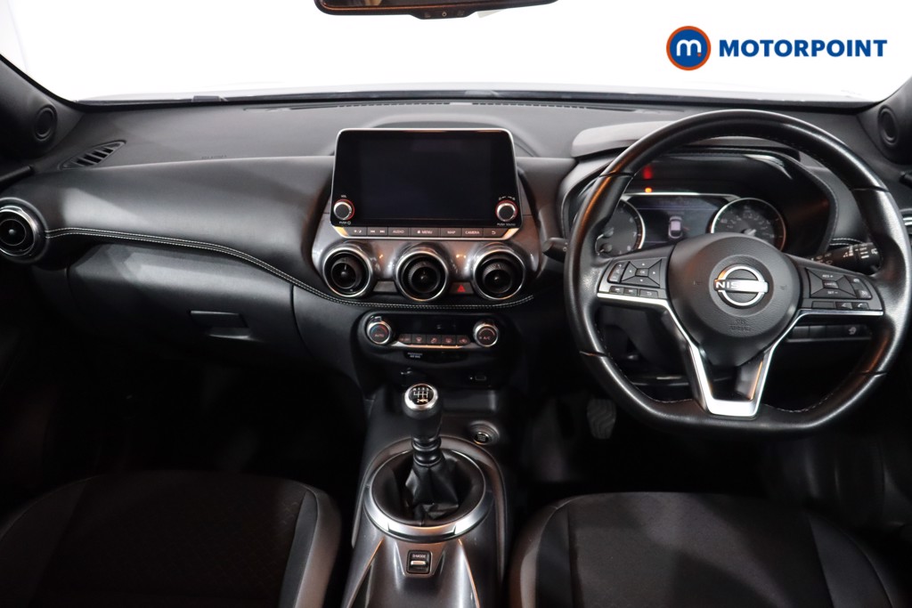 Nissan Juke N-Connecta Manual Petrol SUV - Stock Number (1566095) - 1st supplementary image