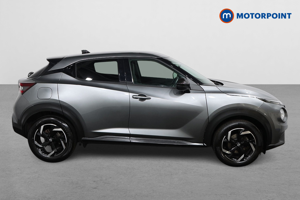 Nissan Juke N-Connecta Manual Petrol SUV - Stock Number (1566095) - Drivers side