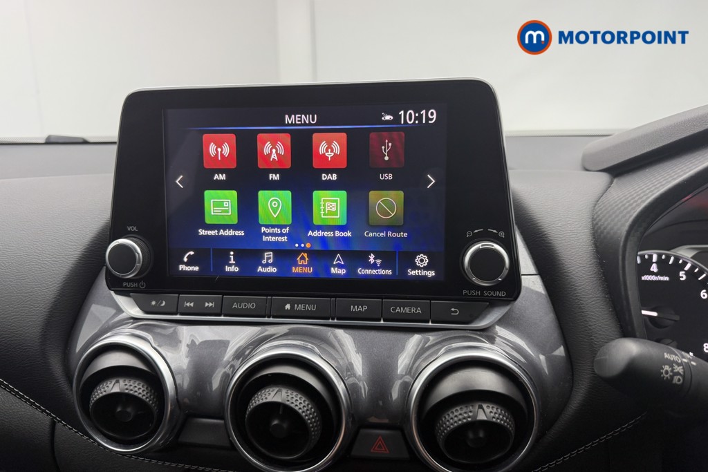 Nissan Juke N-Connecta Manual Petrol SUV - Stock Number (1566101) - 7th supplementary image