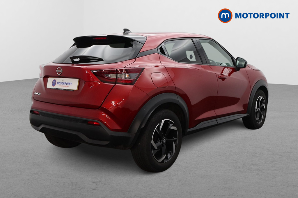 Nissan Juke N-Connecta Manual Petrol SUV - Stock Number (1566101) - Drivers side rear corner