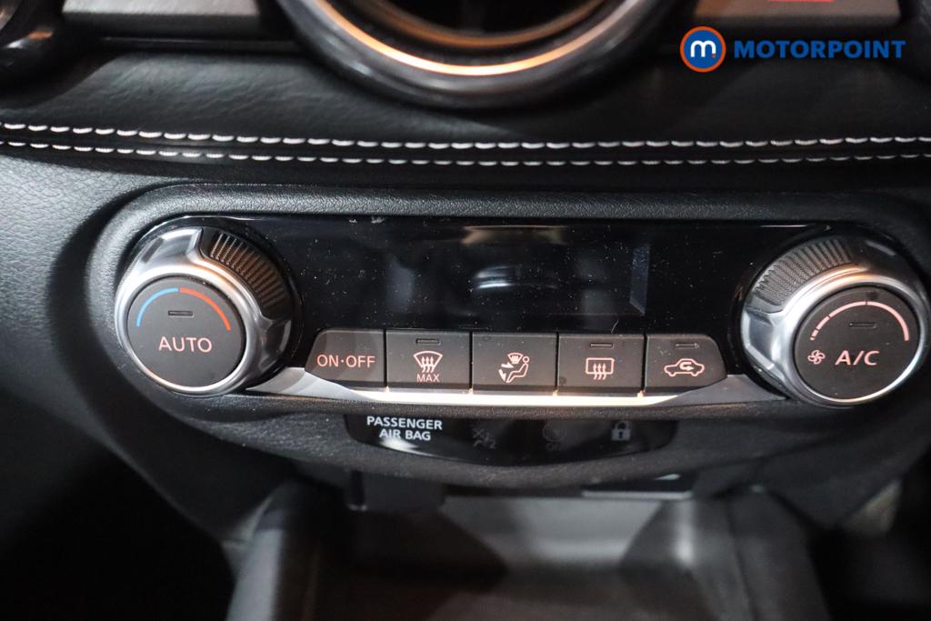 Nissan Juke N-Connecta Manual Petrol SUV - Stock Number (1566125) - 6th supplementary image