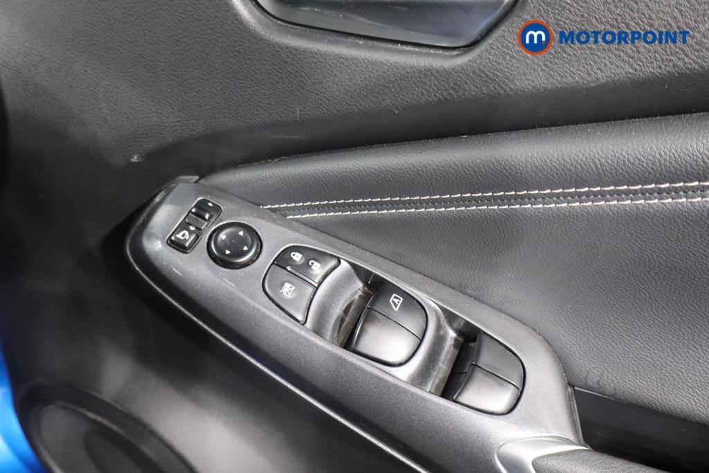 Nissan Juke N-Connecta Manual Petrol SUV - Stock Number (1566125) - 19th supplementary image