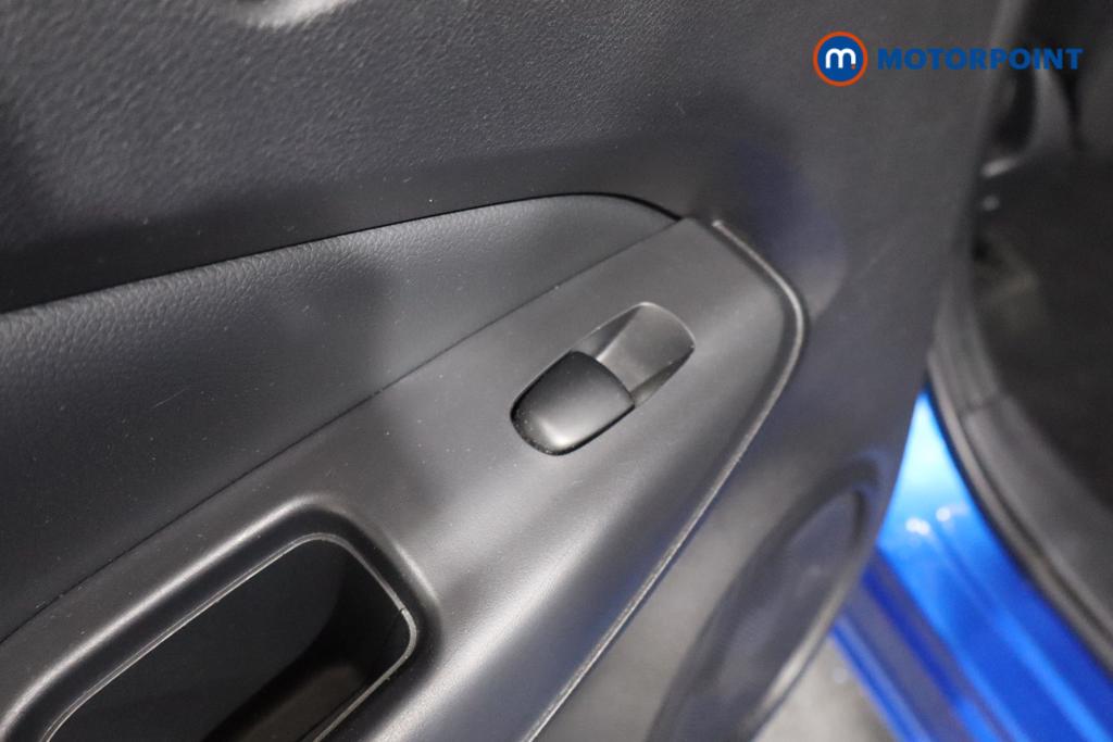 Nissan Juke N-Connecta Manual Petrol SUV - Stock Number (1566125) - 24th supplementary image