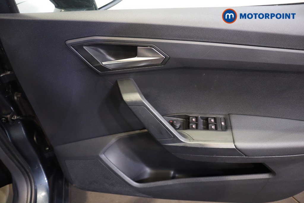 Seat Arona Se Technology Manual Petrol SUV - Stock Number (1566836) - 5th supplementary image