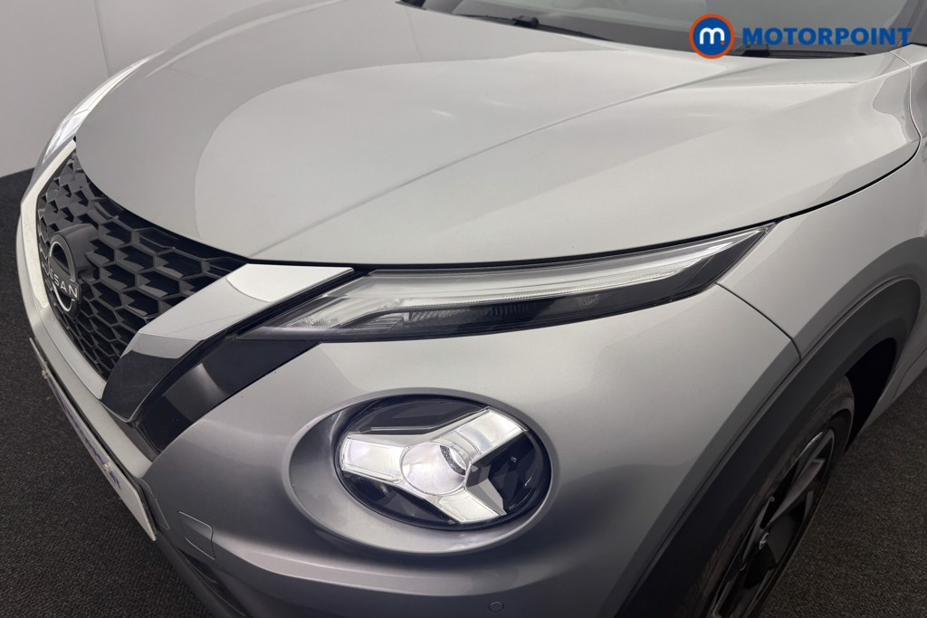 Nissan Juke N-Connecta Automatic Petrol SUV - Stock Number (1566892) - 17th supplementary image