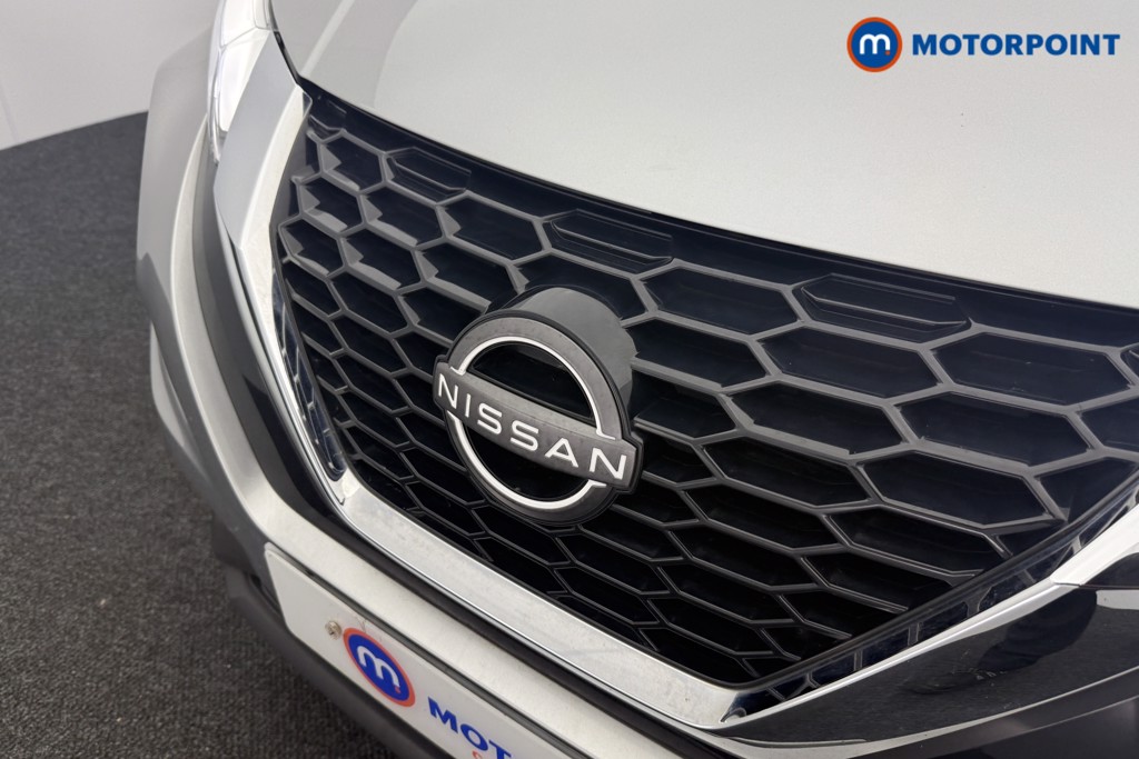 Nissan Juke N-Connecta Automatic Petrol SUV - Stock Number (1566892) - 18th supplementary image