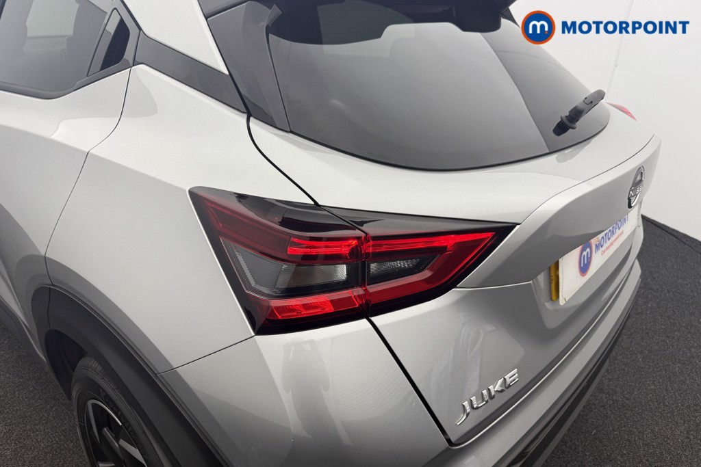Nissan Juke N-Connecta Automatic Petrol SUV - Stock Number (1566892) - 22nd supplementary image