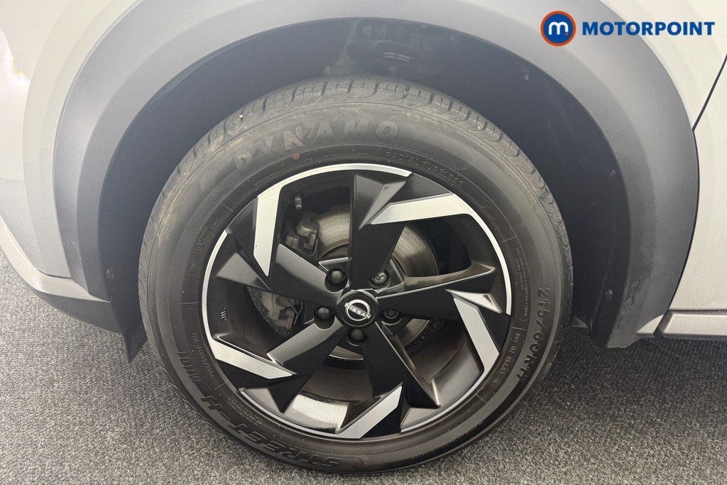 Nissan Juke N-Connecta Automatic Petrol SUV - Stock Number (1566892) - 28th supplementary image