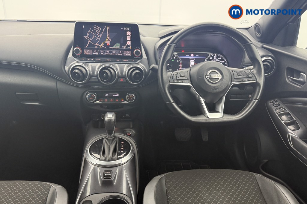 Nissan Juke N-Connecta Automatic Petrol SUV - Stock Number (1566892) - 1st supplementary image