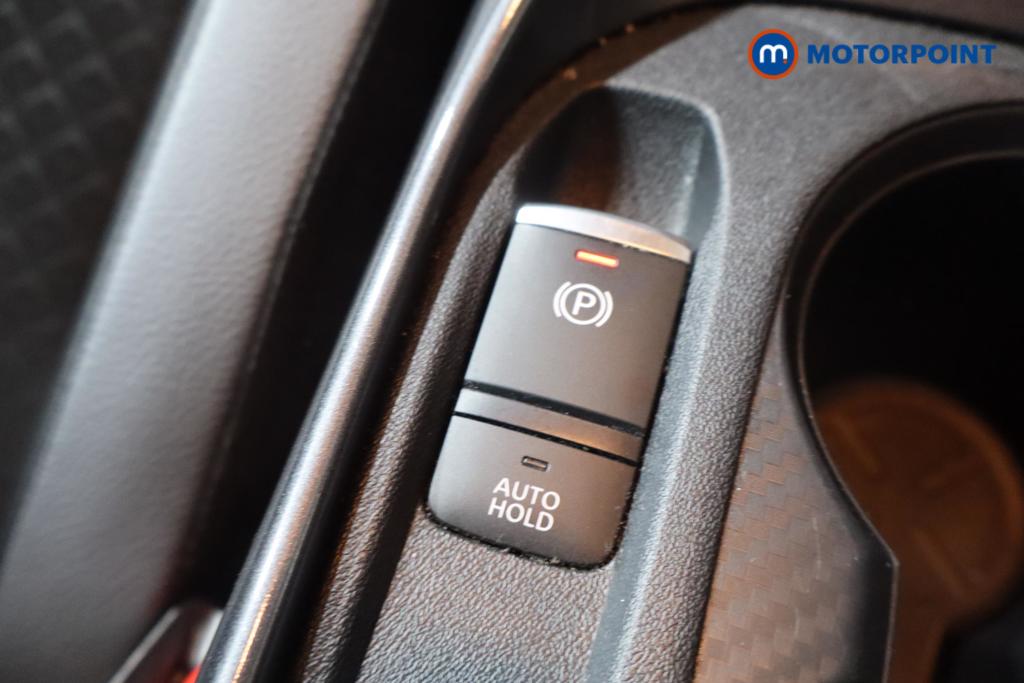 Nissan Juke N-Connecta Manual Petrol SUV - Stock Number (1566965) - 9th supplementary image