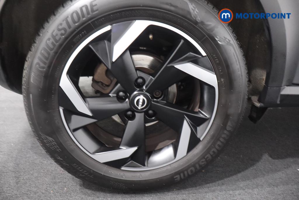 Nissan Juke N-Connecta Manual Petrol SUV - Stock Number (1566965) - 34th supplementary image