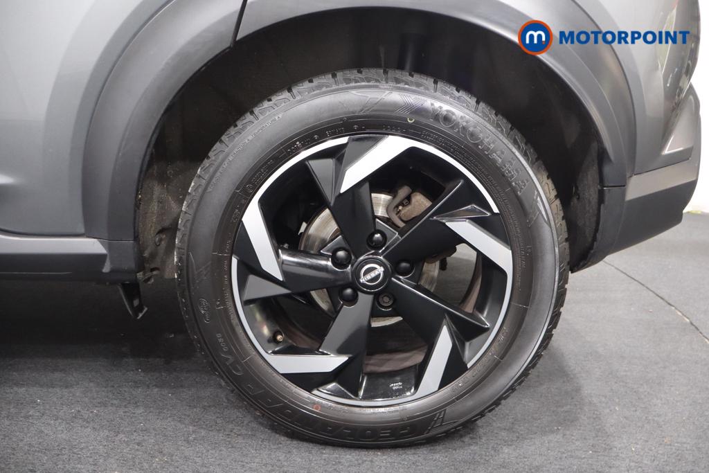Nissan Juke N-Connecta Manual Petrol SUV - Stock Number (1566965) - 37th supplementary image