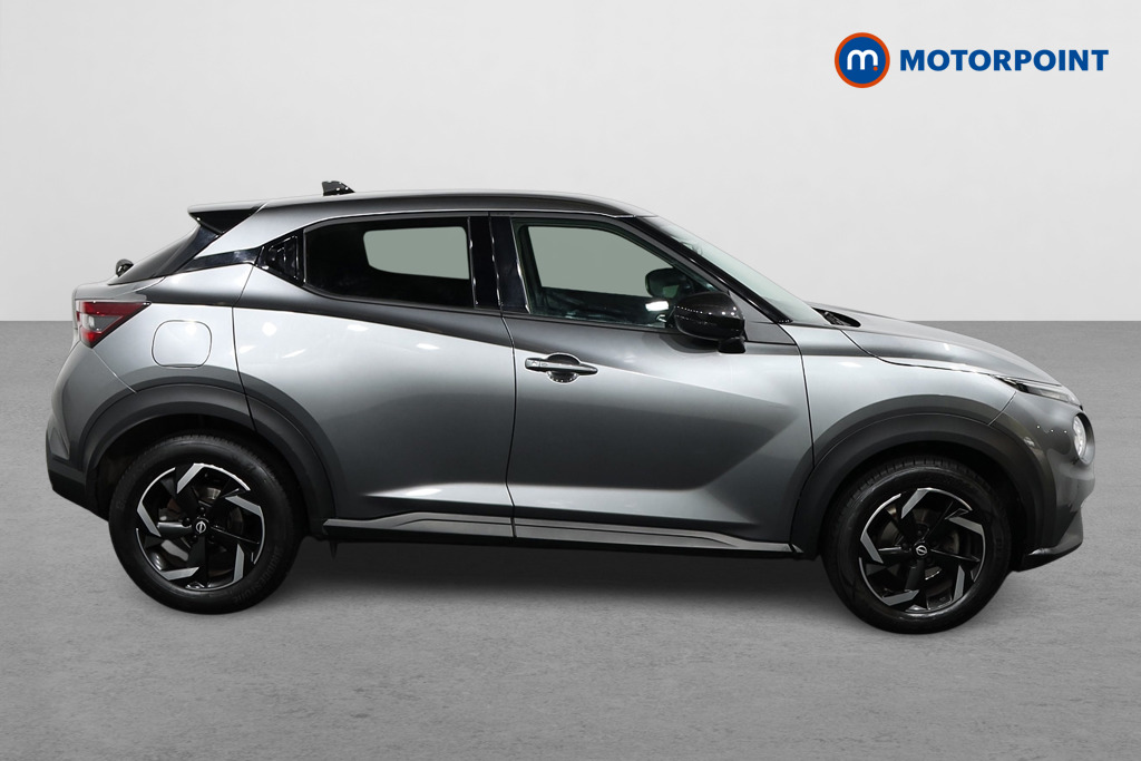 Nissan Juke N-Connecta Manual Petrol SUV - Stock Number (1566965) - Drivers side