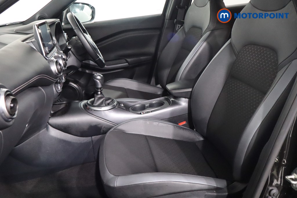 Nissan Juke N-Connecta Manual Petrol SUV - Stock Number (1566978) - 4th supplementary image