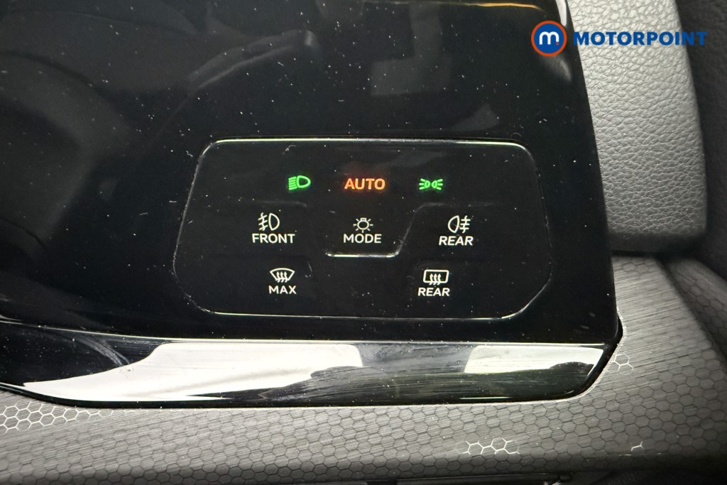 Volkswagen Golf GTE Automatic Petrol Plug-In Hybrid Hatchback - Stock Number (1566988) - 18th supplementary image