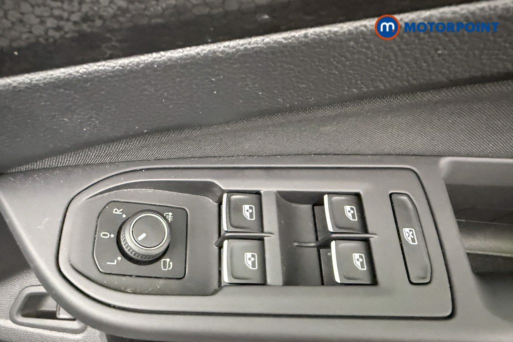 Volkswagen Golf GTE Automatic Petrol Plug-In Hybrid Hatchback - Stock Number (1566988) - 20th supplementary image