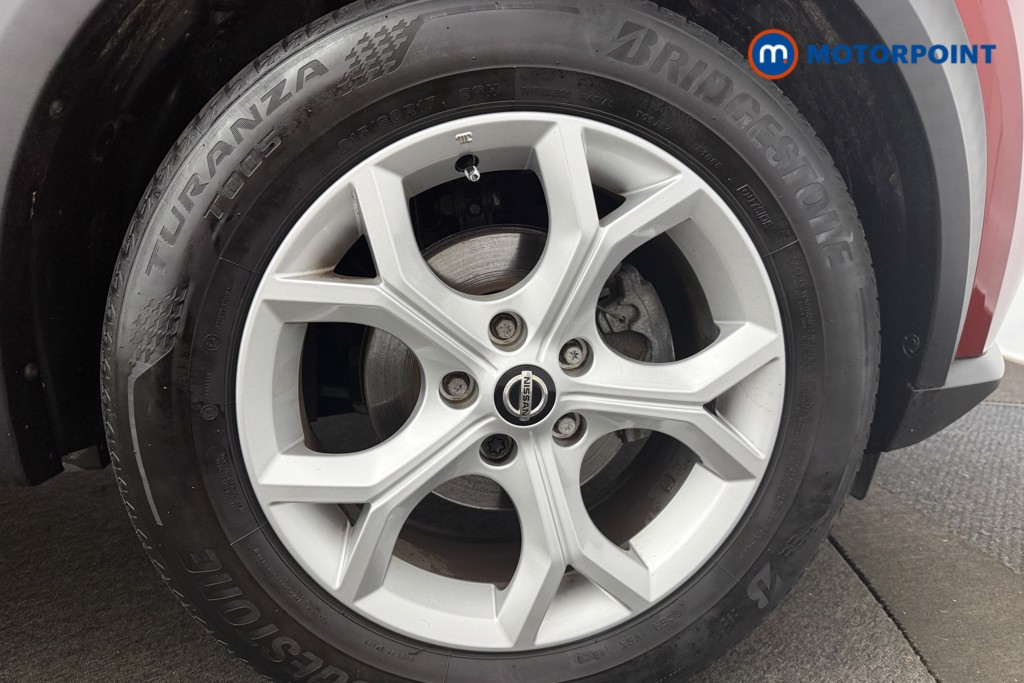 Nissan Juke N-Connecta Manual Petrol SUV - Stock Number (1567765) - 11th supplementary image