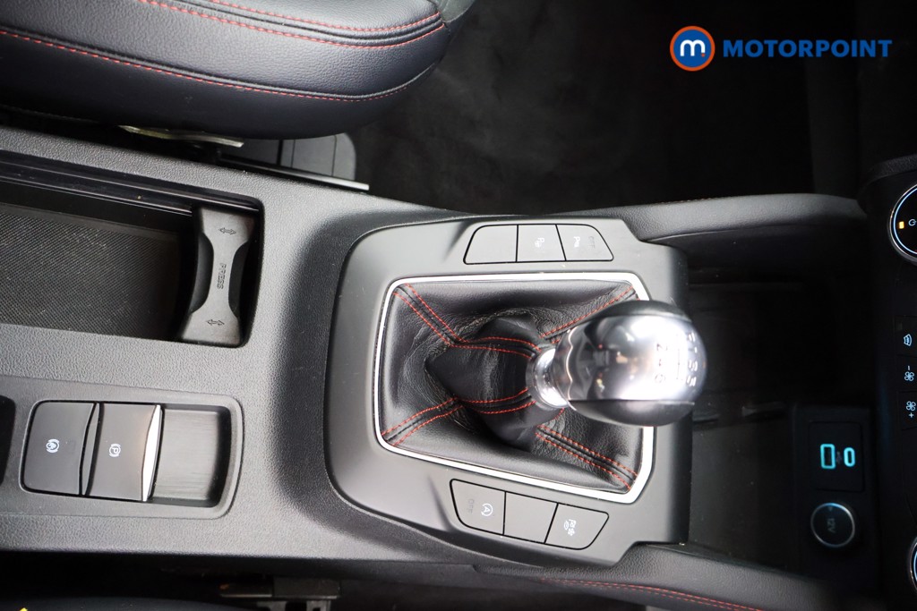 Ford Kuga St-Line Manual Petrol SUV - Stock Number (1568168) - 6th supplementary image