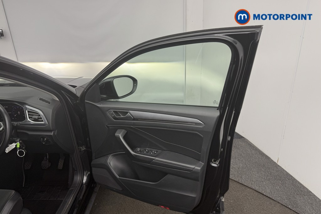 Volkswagen T-Roc Style Manual Petrol SUV - Stock Number (1568648) - 13th supplementary image
