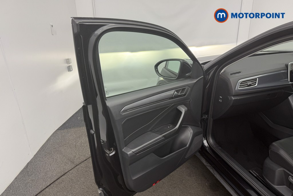 Volkswagen T-Roc Style Manual Petrol SUV - Stock Number (1568648) - 24th supplementary image