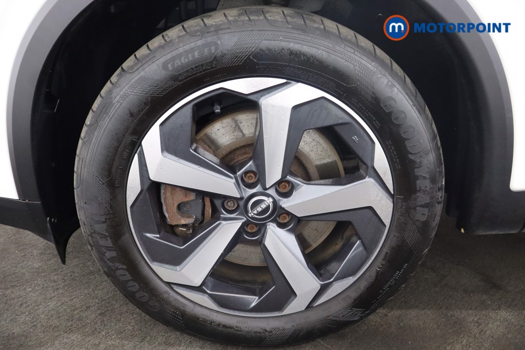 Nissan Qashqai N-Connecta Automatic Petrol-Electric Hybrid SUV - Stock Number (1568672) - 27th supplementary image