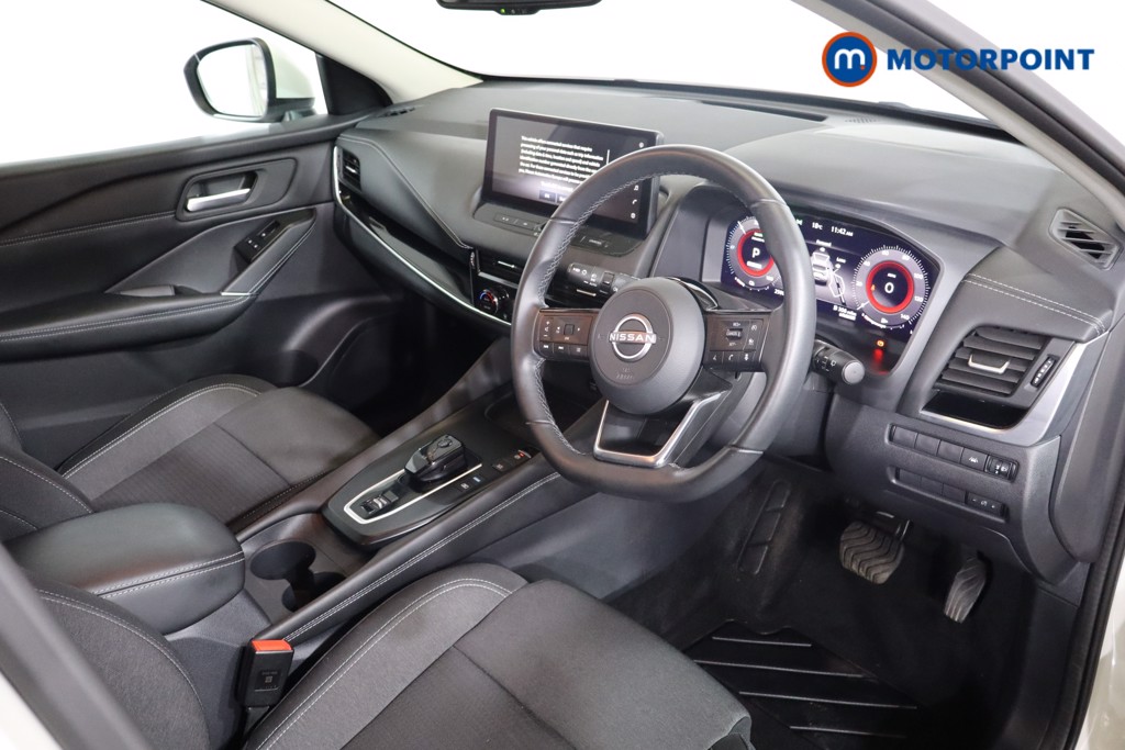 Nissan Qashqai N-Connecta Automatic Petrol-Electric Hybrid SUV - Stock Number (1568672) - 1st supplementary image