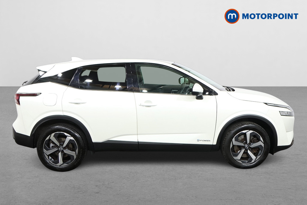 Nissan Qashqai N-Connecta Automatic Petrol-Electric Hybrid SUV - Stock Number (1568672) - Drivers side