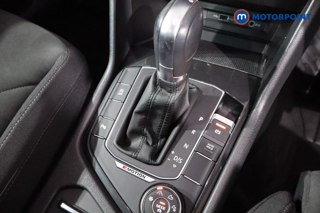 Volkswagen Tiguan SEL Automatic Petrol SUV - Stock Number (1568673) - 14th supplementary image