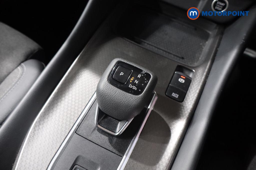 Nissan Qashqai N-Connecta Automatic Petrol SUV - Stock Number (1568694) - 7th supplementary image