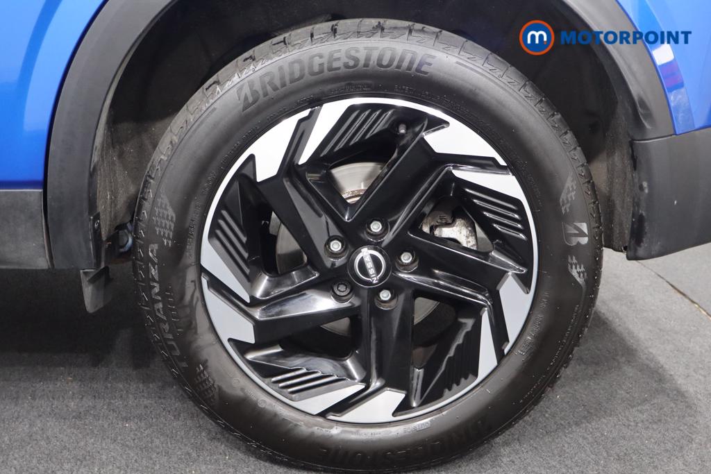 Nissan Qashqai N-Connecta Automatic Petrol SUV - Stock Number (1568694) - 32nd supplementary image