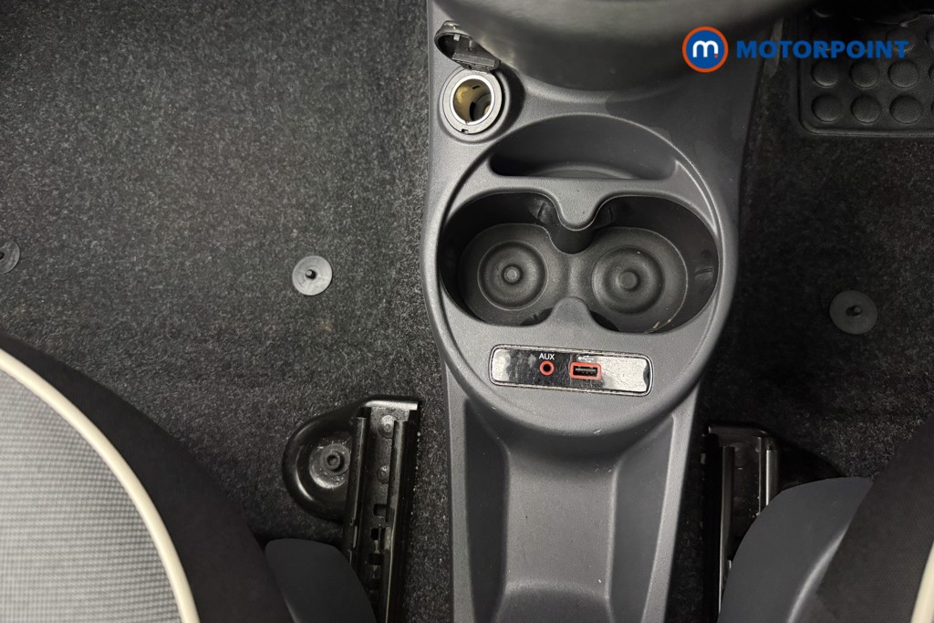Fiat 500 Lounge Manual Petrol Hatchback - Stock Number (1569149) - 13th supplementary image