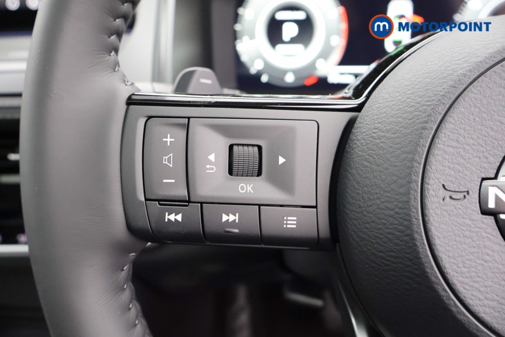 Nissan Qashqai N-Connecta Automatic Petrol SUV - Stock Number (1569274) - 2nd supplementary image