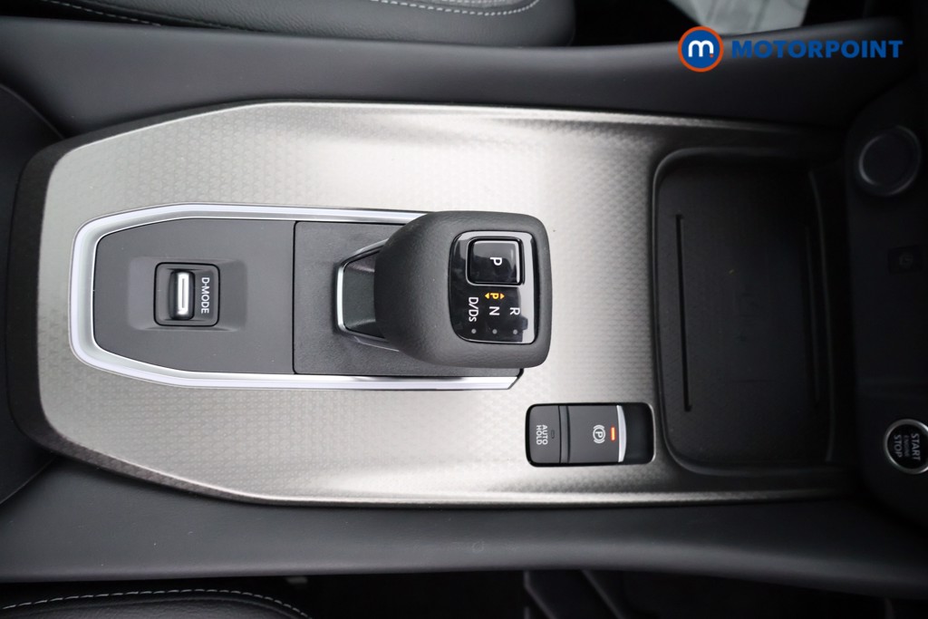 Nissan Qashqai N-Connecta Automatic Petrol SUV - Stock Number (1569274) - 6th supplementary image