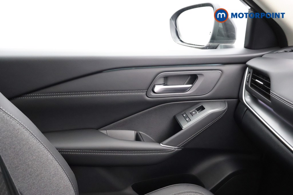 Nissan Qashqai N-Connecta Automatic Petrol SUV - Stock Number (1569274) - 8th supplementary image