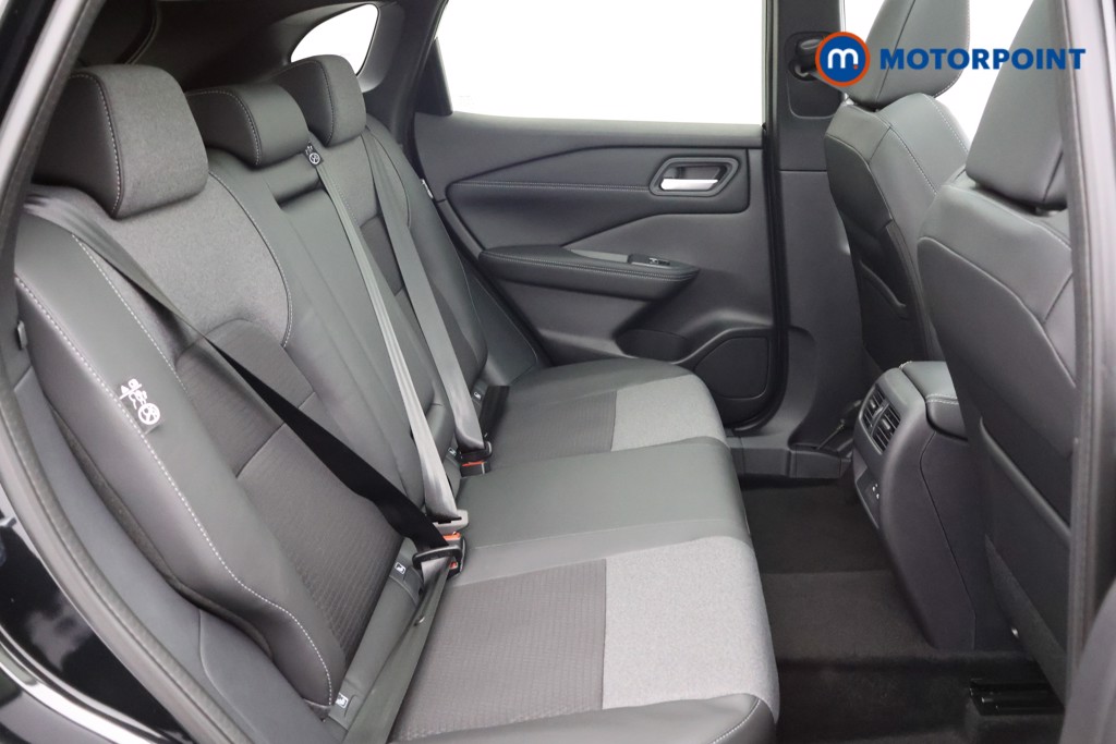Nissan Qashqai N-Connecta Automatic Petrol SUV - Stock Number (1569274) - 12th supplementary image