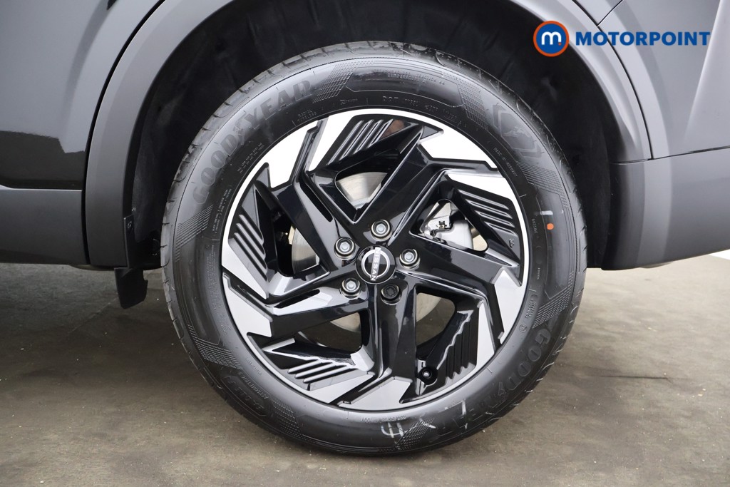 Nissan Qashqai N-Connecta Automatic Petrol SUV - Stock Number (1569274) - 21st supplementary image