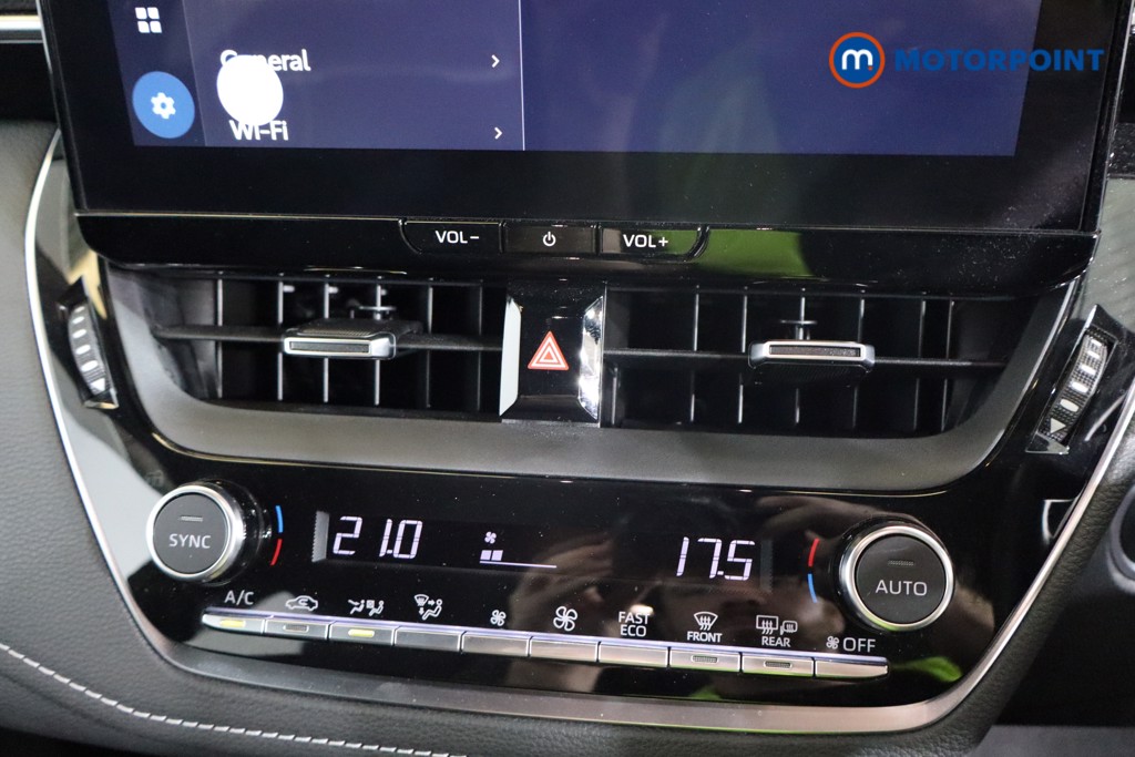 Toyota Corolla Excel Automatic Petrol-Electric Hybrid Hatchback - Stock Number (1569381) - 11th supplementary image
