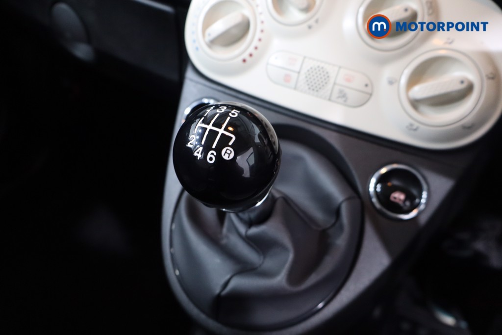 Fiat 500 Lounge Manual Petrol-Electric Hybrid Hatchback - Stock Number (1569627) - 14th supplementary image