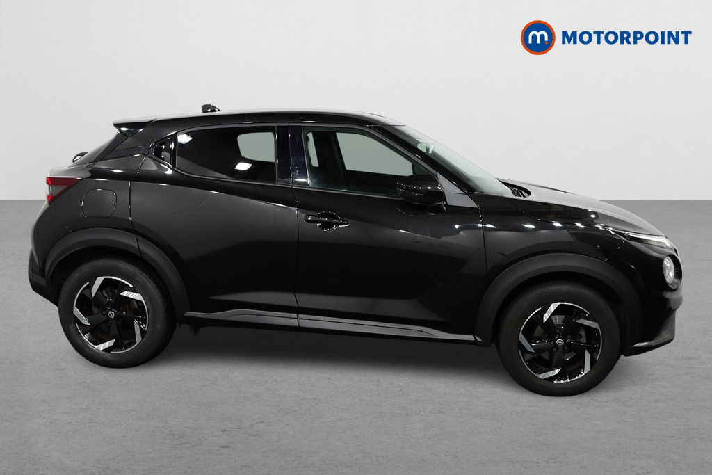 Nissan Juke N-Connecta Automatic Petrol SUV - Stock Number (1569824) - Drivers side