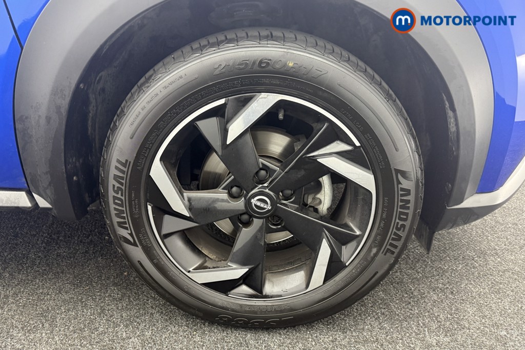 Nissan Juke N-Connecta Automatic Petrol SUV - Stock Number (1569832) - 22nd supplementary image