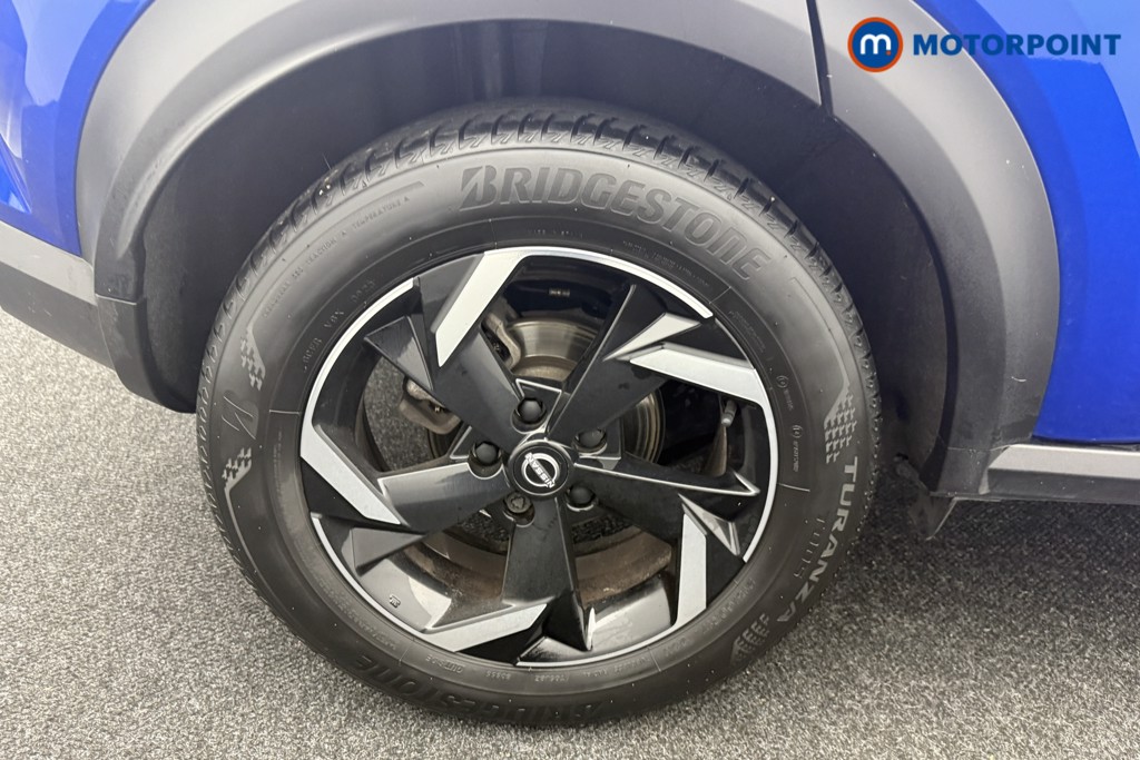 Nissan Juke N-Connecta Automatic Petrol SUV - Stock Number (1569832) - 25th supplementary image