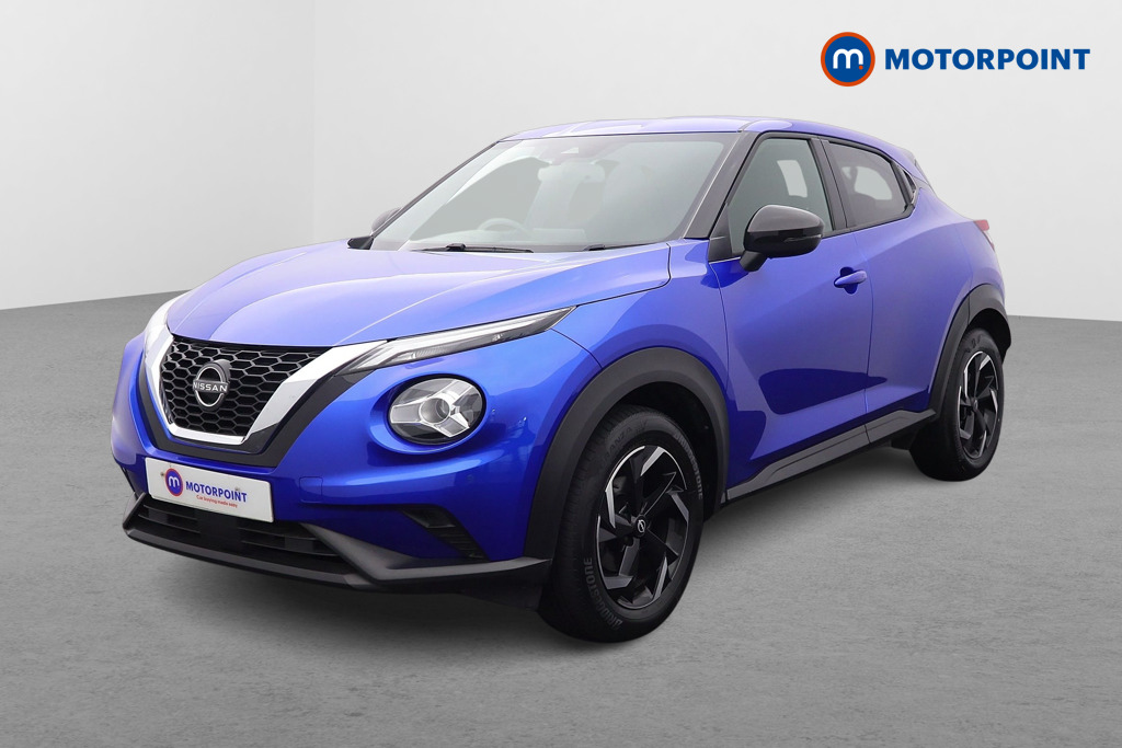 Nissan Juke N-Connecta Automatic Petrol SUV - Stock Number (1569832) - Passenger side front corner