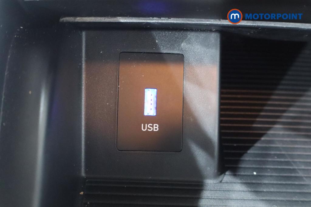 Hyundai Kona Se Connect Automatic Electric SUV - Stock Number (1569847) - 7th supplementary image